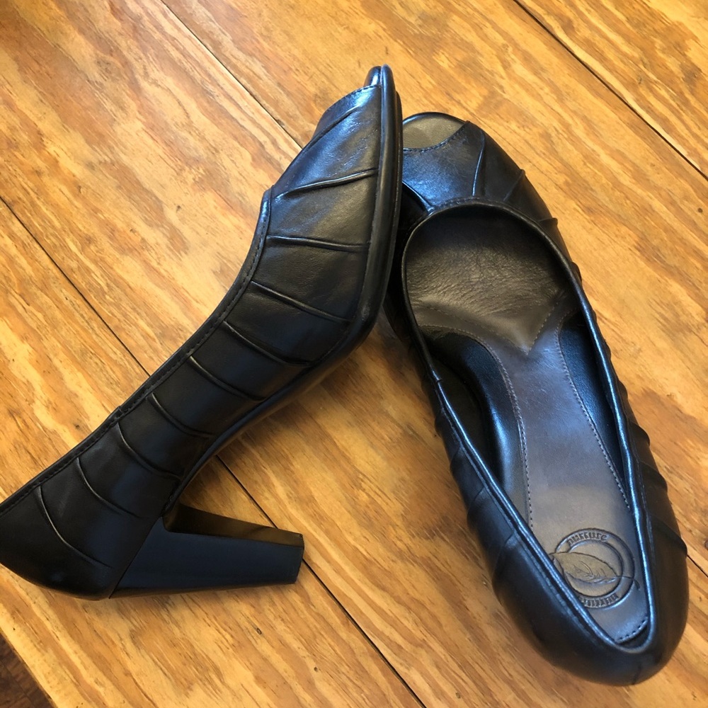 Nurture Heels